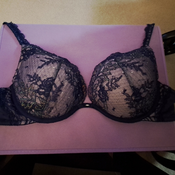Victoria's Secret PUSH-UP bra SIZE 34DD underwire NAVY BLUELACE with Sparkles